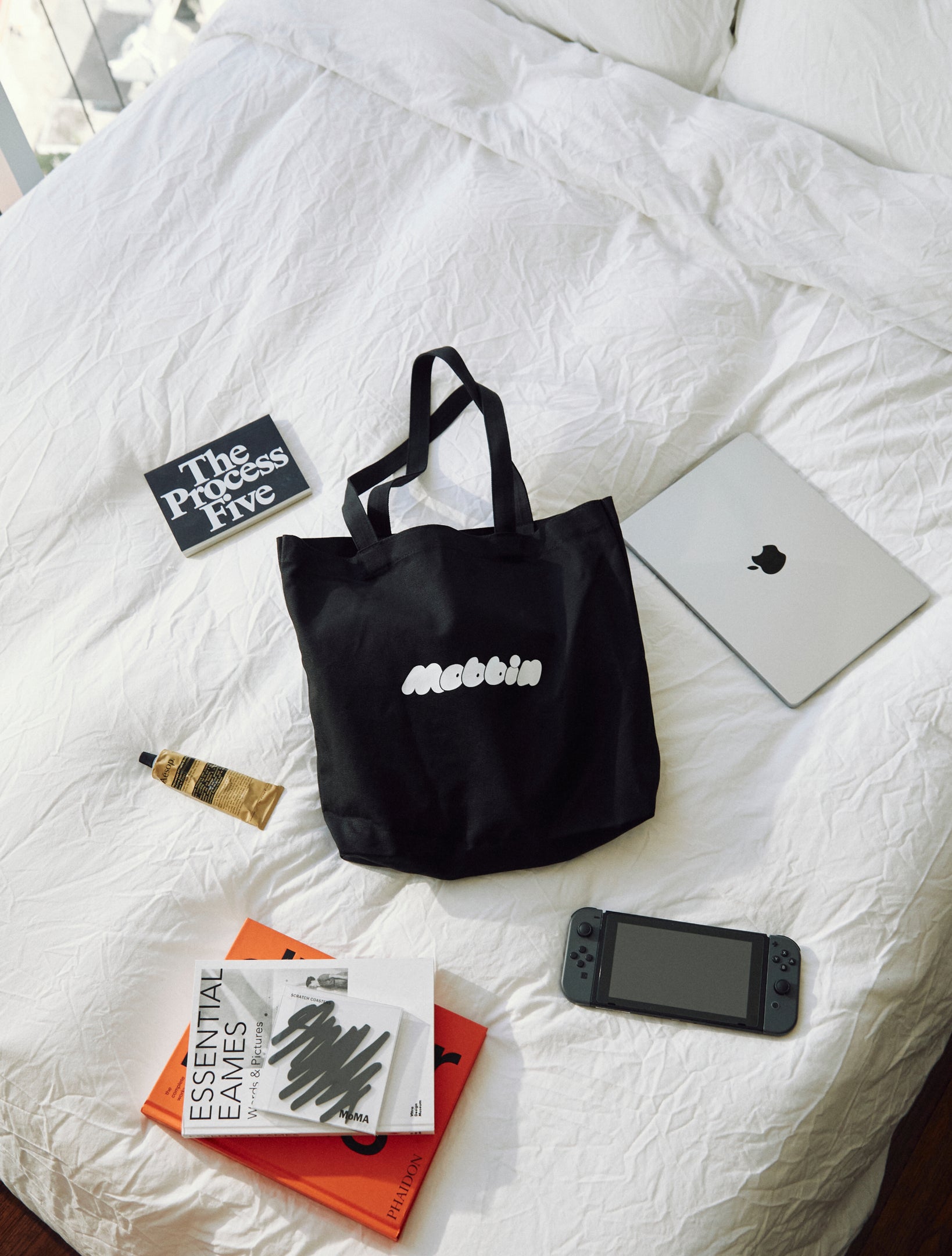 Mobbin Tote