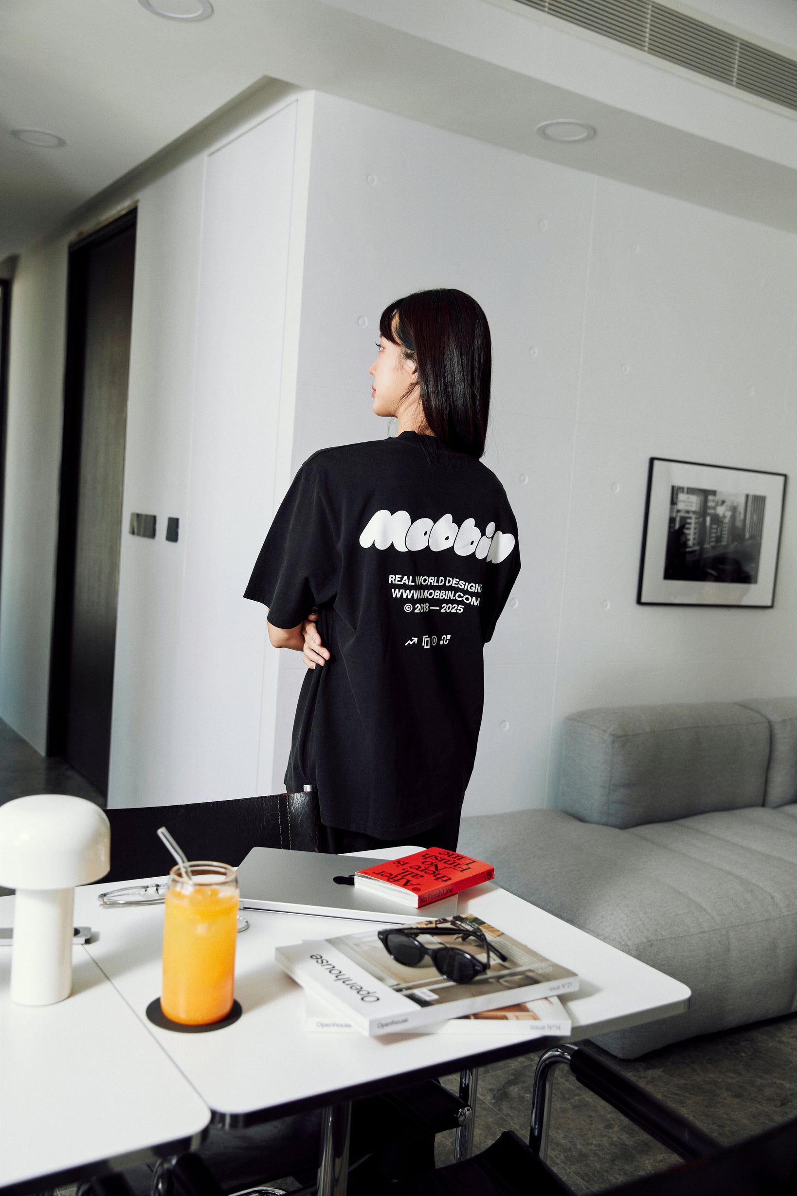 Mobbin Tee